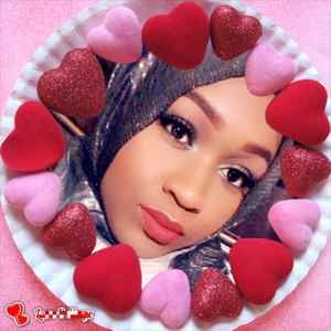 Meet your Posher, Roxy